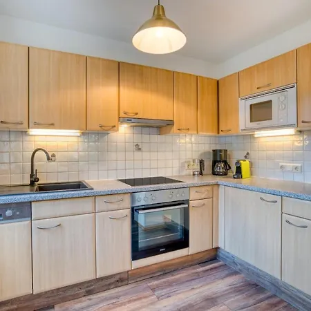 Apartment Sweet Tosens